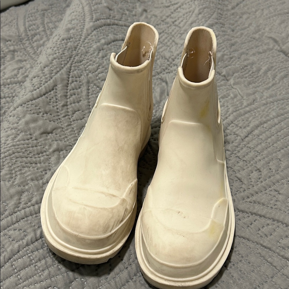 Zara Kids Cream Boots